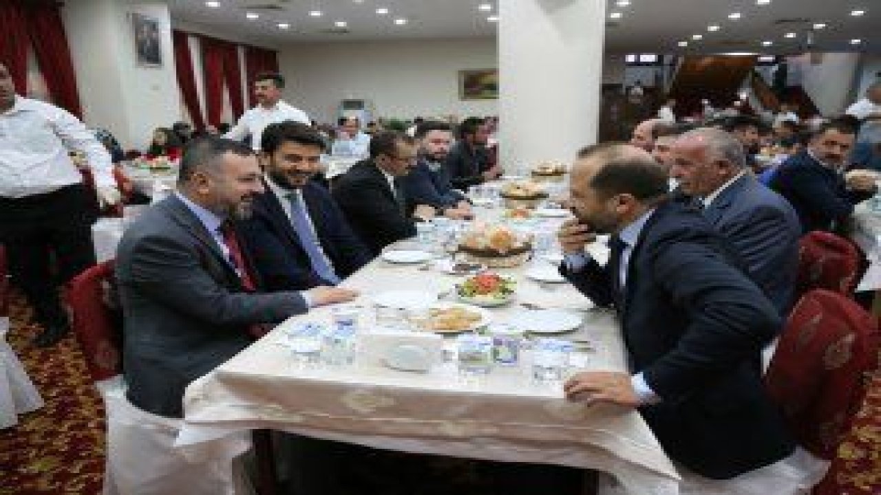 Murat Ercan Sincan’da ikamet eden Gümüşhaneliler ile iftar yemeğinde bir araya geldi