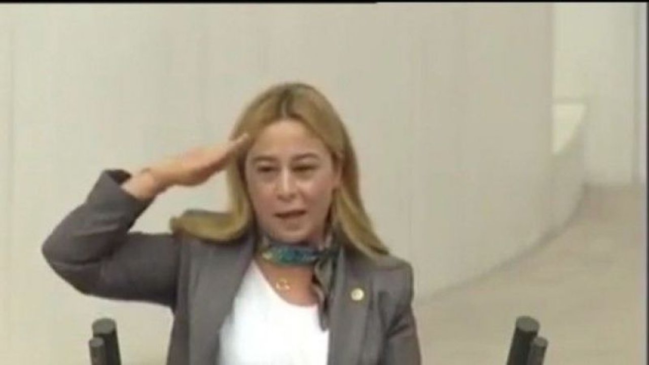 MHP’li kadın milletvekilinden TBMM’de asker selamı