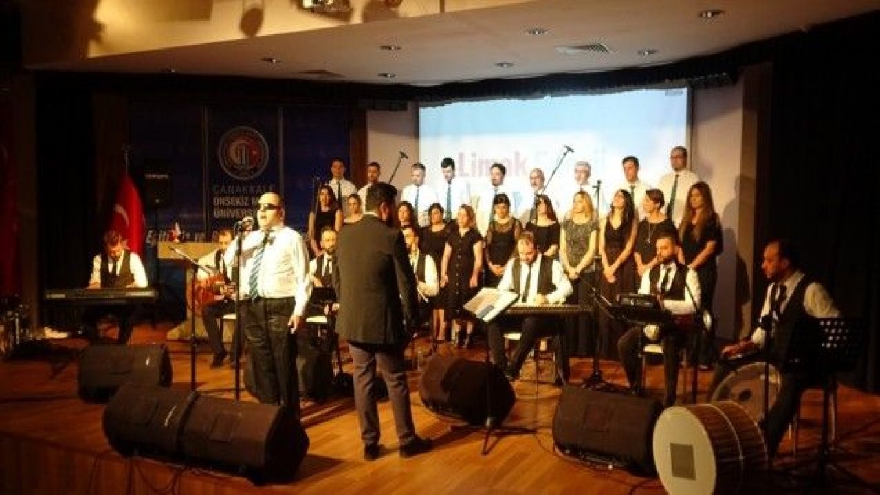 Çanakkale’de ’Engelsiz Müzik Korosu’ndan Mehmetçiğe tam destek
