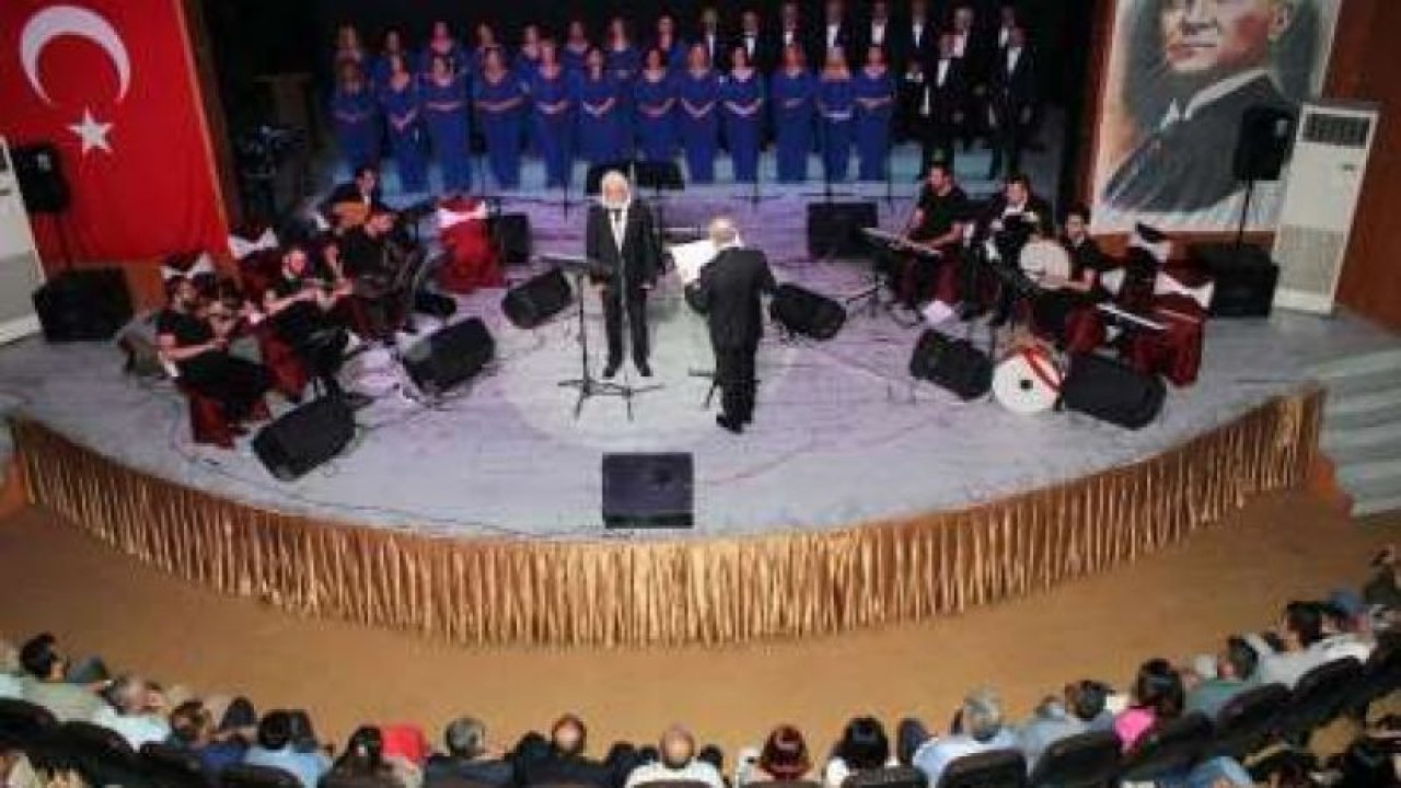 Hatay’da kardeş korolardan konser