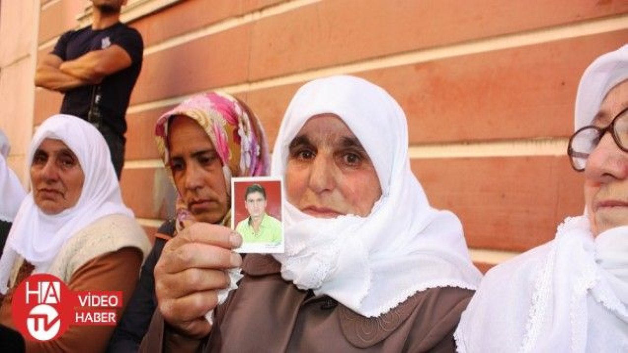 Ağrılı anneden HDP önünde eylem yapan ailelere destek