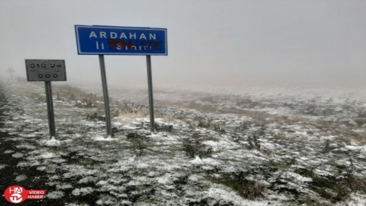 Ardahan’a mevsimin ilk karı düştü