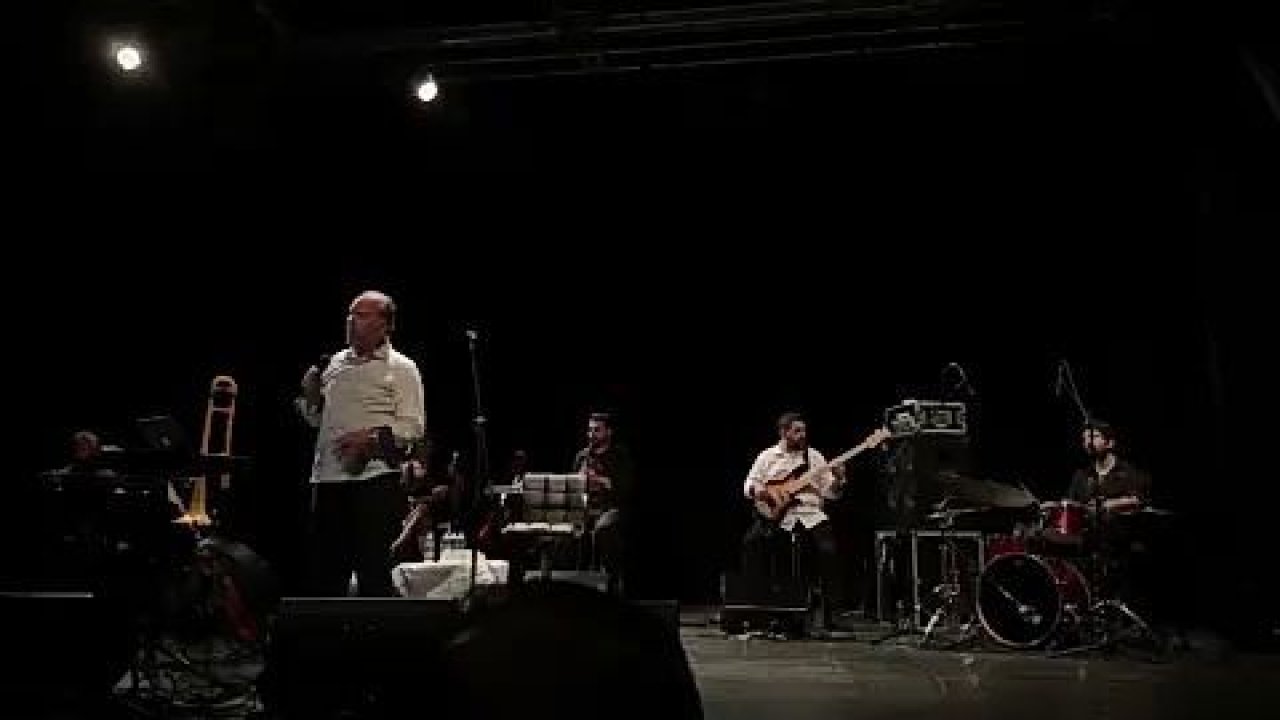 Trump Kültür ve Gösteri Merkezinde Fatih Erkoç Konseri