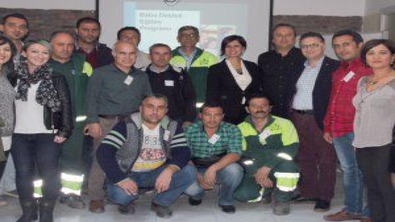 Çankaya Belediyesinin “Babalık Destek Eğitimi Programı”na katılan babalar ay sonunda sertifika alacak