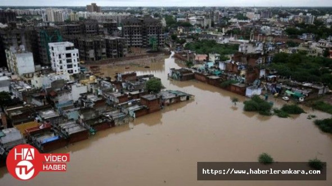 Hindistan'da sel ve kazalar nedeniyle ölenlerin sayısı 140'a yükseldi