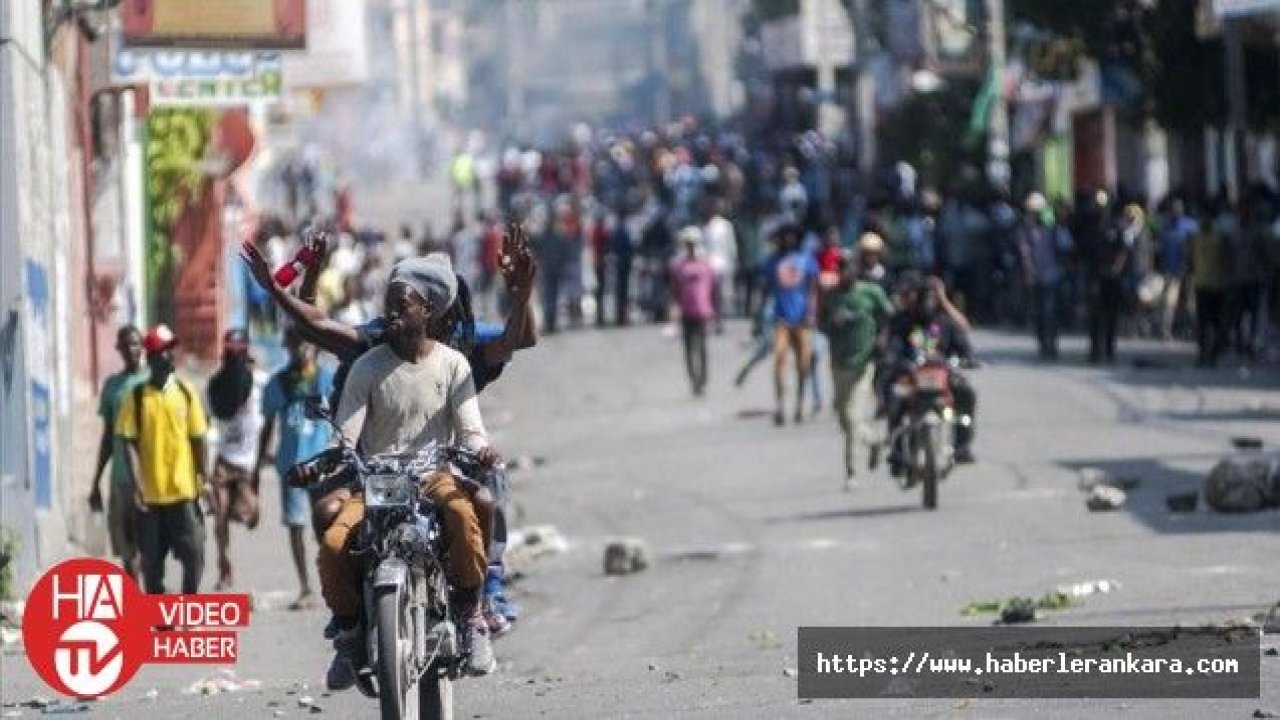 Haiti'de hükümet karşıtı protestolar şiddet olaylarına sahne oluyor