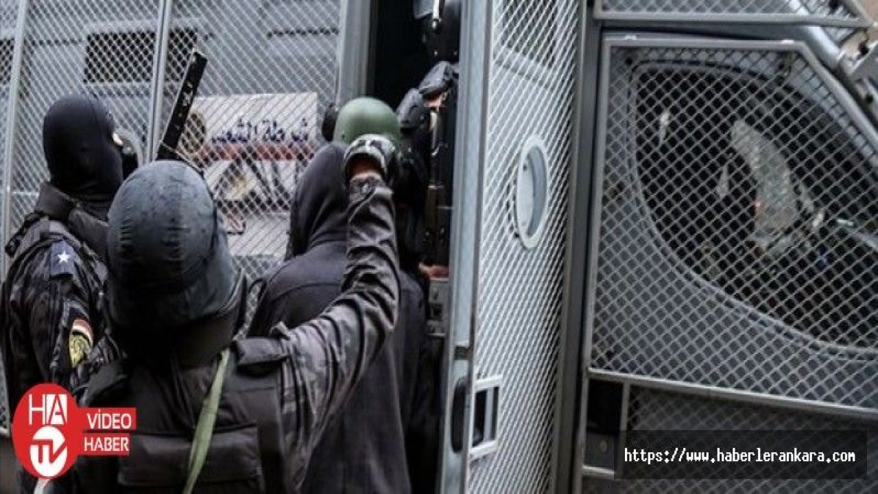 Mısırlı muhalif Ala Abdulfettah hakkında tutuklama kararı