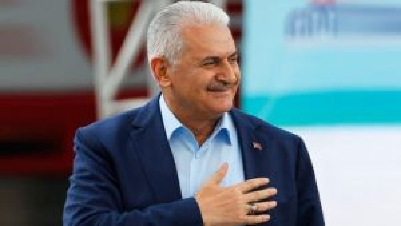 Binali Yıldırım'dan "Hizmet" Mesajlı Bayram Kutlaması