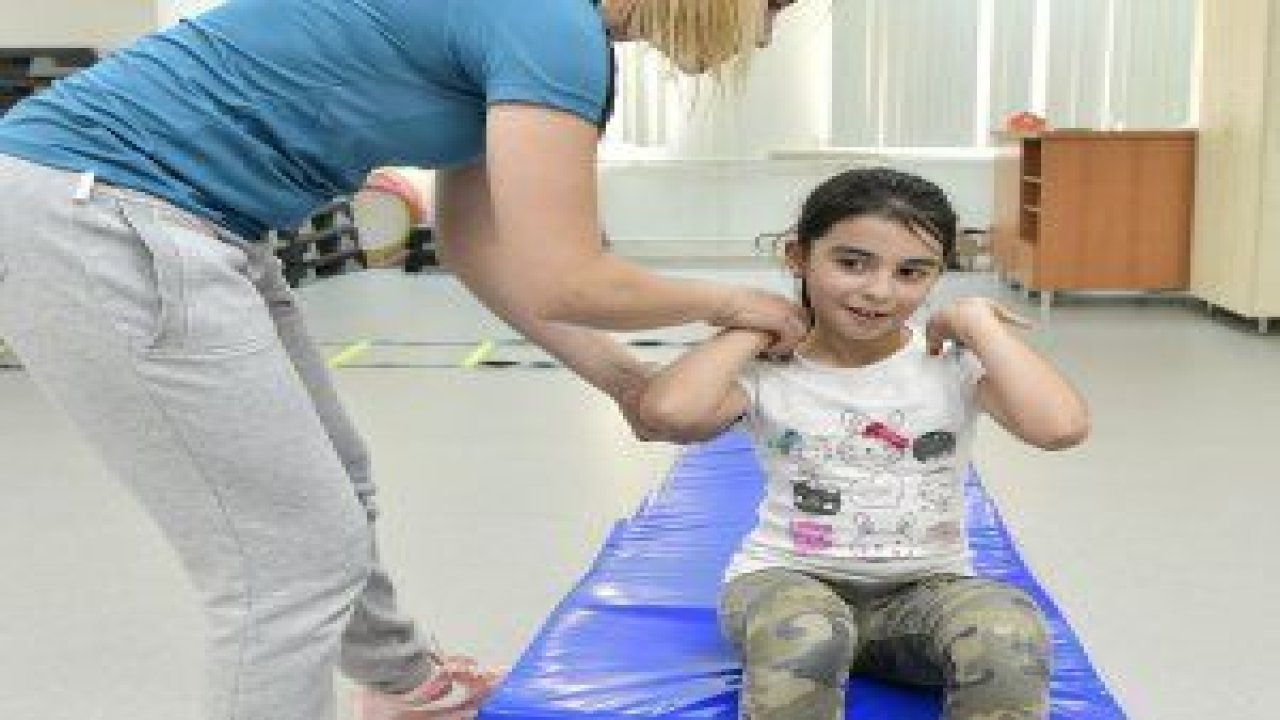 Mamak Belediyesi, çocuklarda sağlıklı gelişim için jimnastik kursu açtı