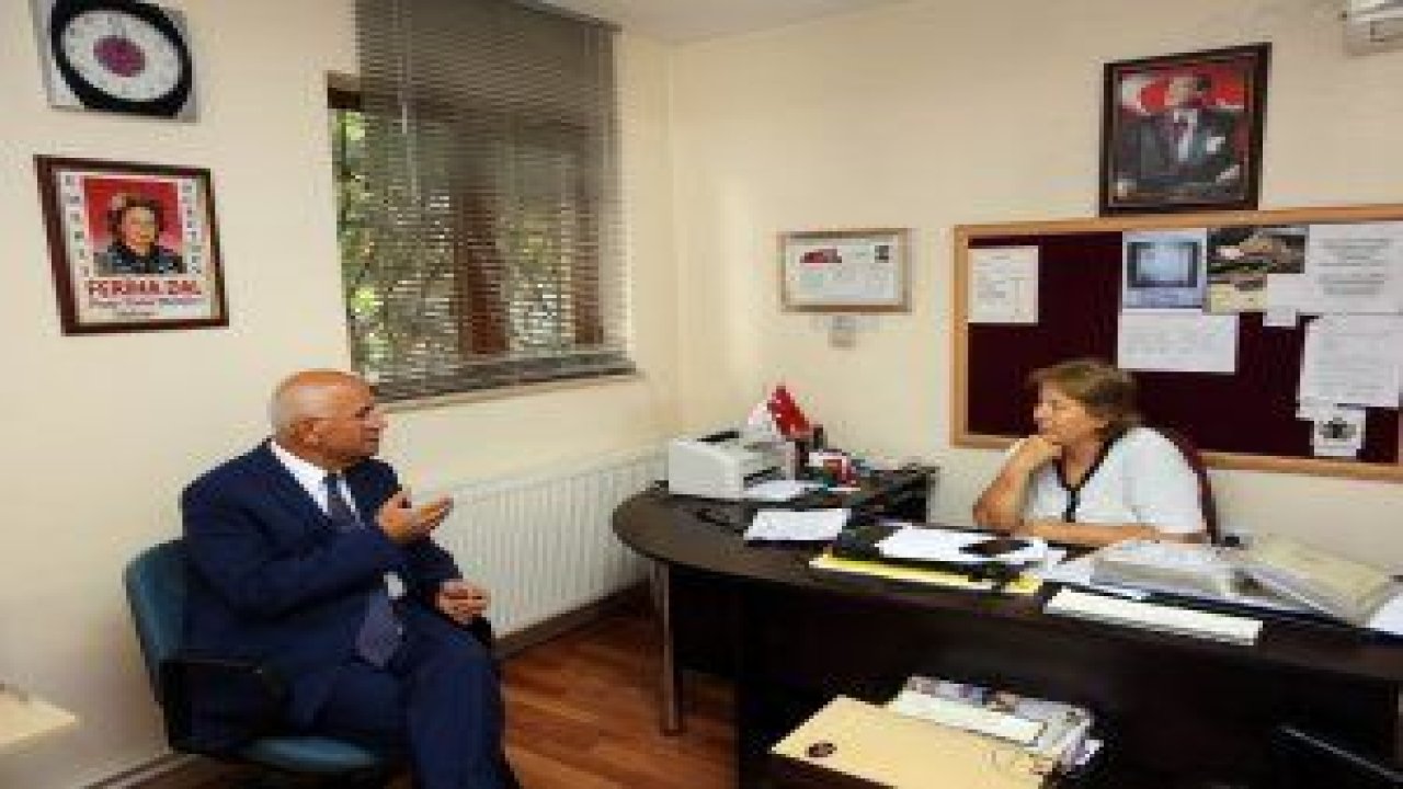 Başkan Yaşar, Yenimahalle’yi karış karış gezerek mahalle muhtarlarını ziyaret etti