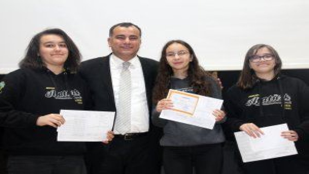Çankaya Belediye Başkanı Alper Taşdelen, Atatürk Lisesi’nde 2017-2018 eğitim öğretim yılı yarıyıl kapanış törenine katıldı