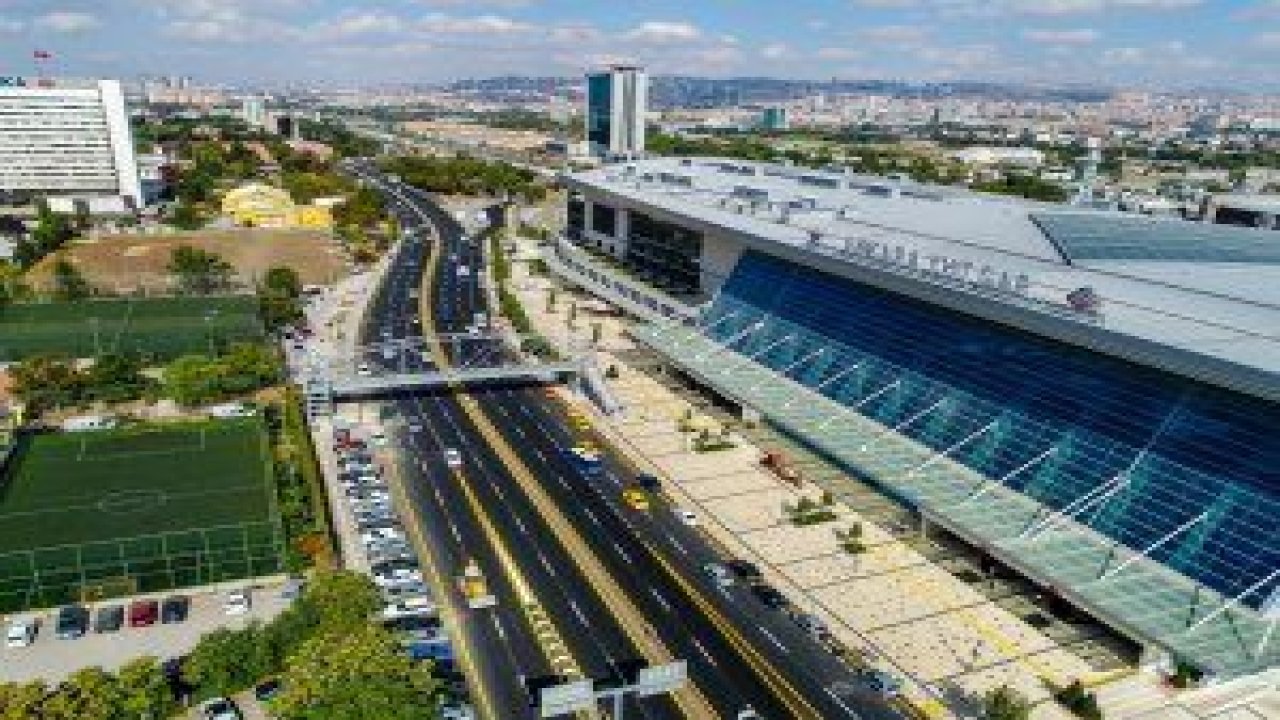 BÜYÜKŞEHİR BELEDİYESİ, CELAL BAYAR  BULVARI'NDAKİ 8,5 KİLOMETRELİK ASFALTLAMA  VE YOL ÇİZGİLERİNİ TAMAMLADI