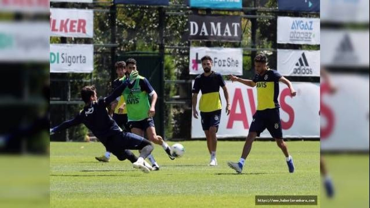 Fenerbahçe, yeni sezon hazırlıklarını sürüdürüyor