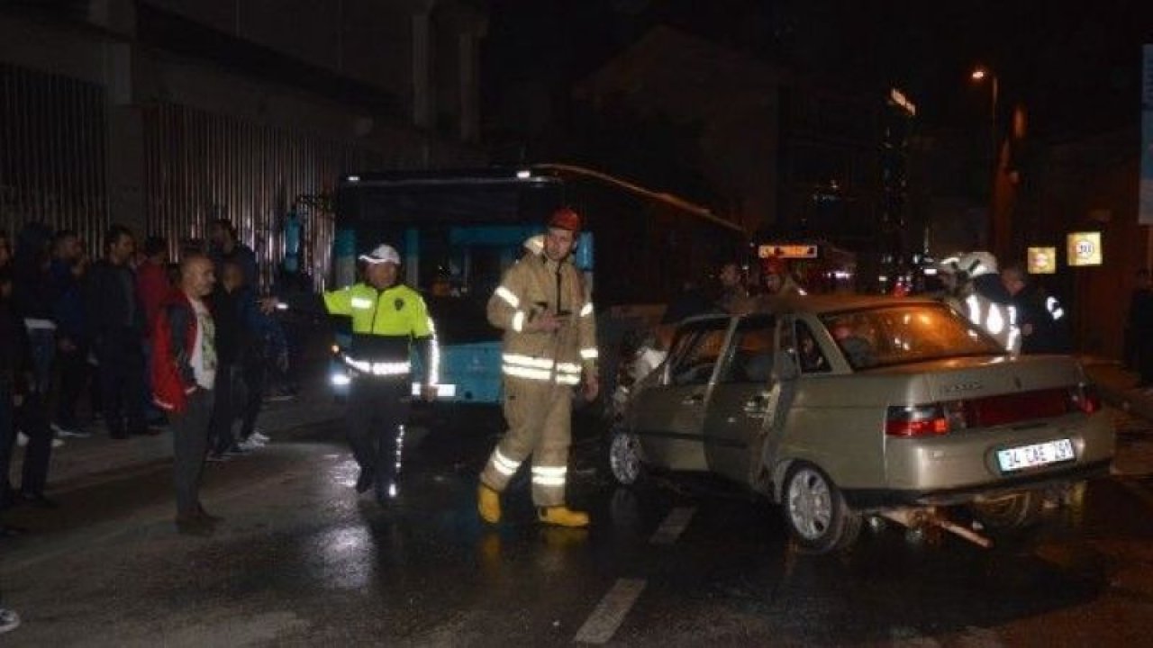Beyoğlu’nda halk otobüsü ile otomobil çarpıştı: 1 yaralı