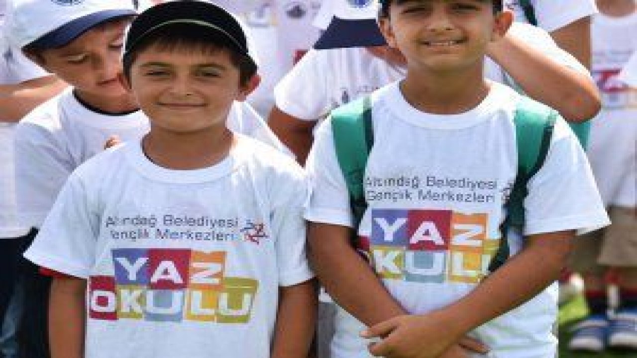 Altındağ Belediyesi’nin ücretsiz yaz okulları özel spor merkezlerini aratmıyor