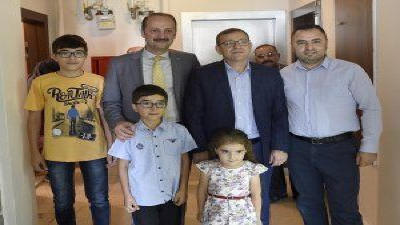 Ziya Polat ve Mesut Akgül, Ramazan Bayramı dolayısıyla çat kapı ziyaretlerde bulundu