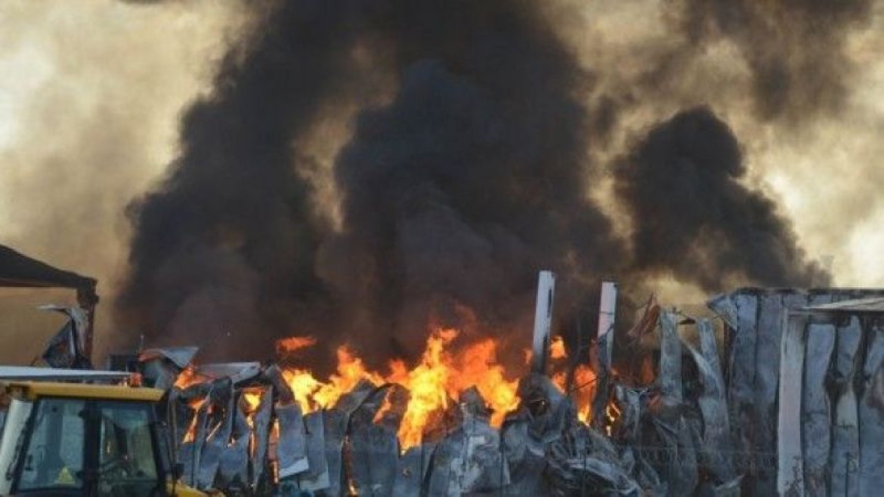 Konya’daki fabrika yangını büyük ölçüde kontrol altına alındı