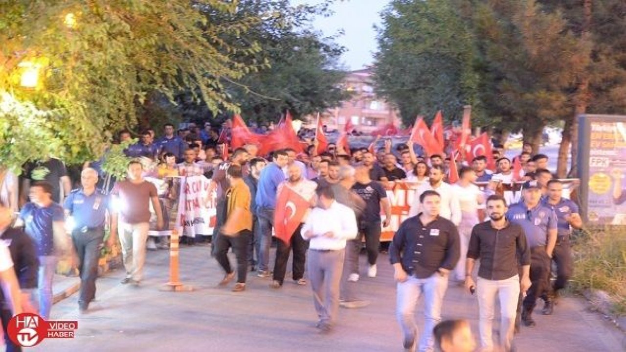 Mardin’de ’teröre lanet, analara destek’ yürüyüşü