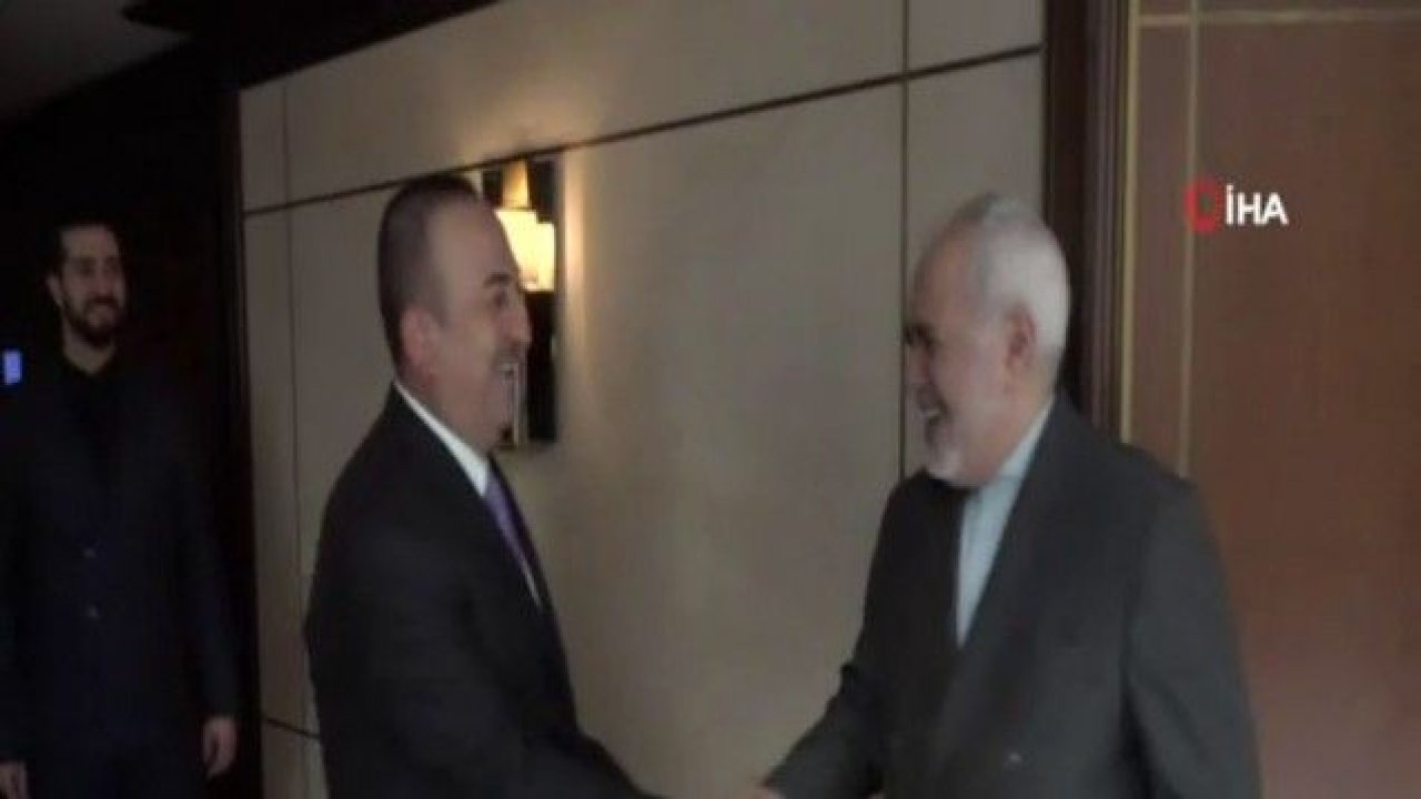 Bakan Çavuşoğlu, İranlı mevkidaşı Zarif ile bir araya geldi