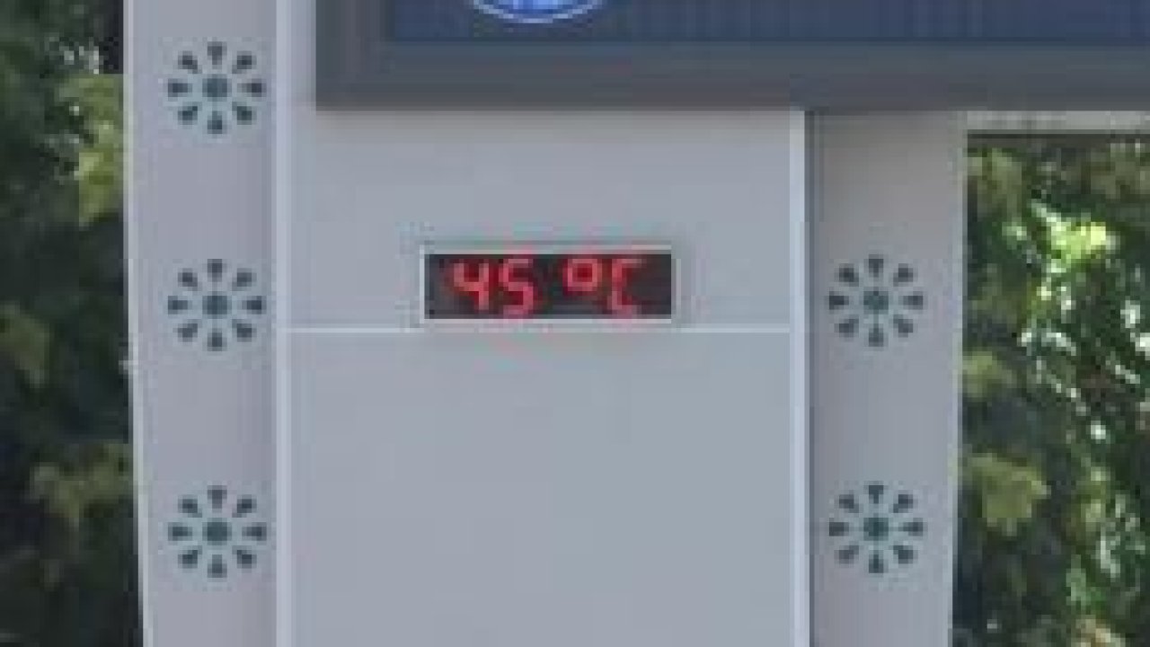 Gaziantep’te Termometre 45 Dereceyi Gördü !