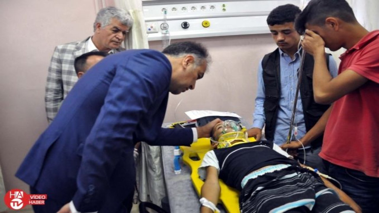 Vali Çağatay kazada yaralananları hastanede ziyaret etti