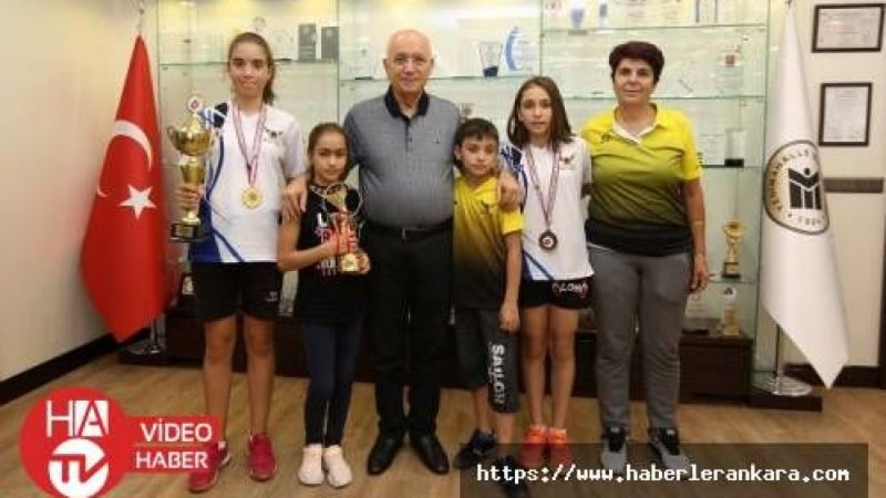 Yenimahalleli küçük badmintoncuların büyük başarısı
