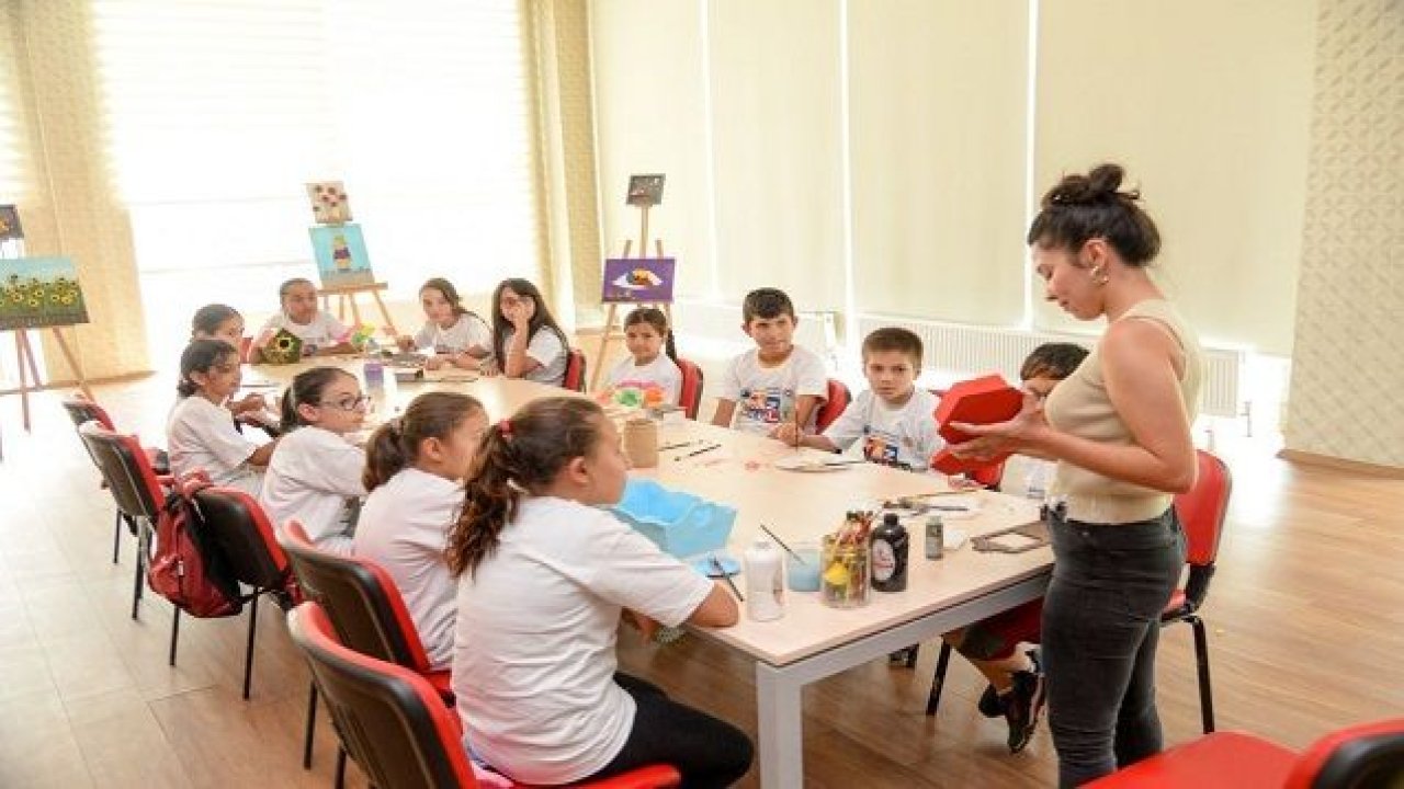 Ankara Yaz Okulları Neşe İçinde