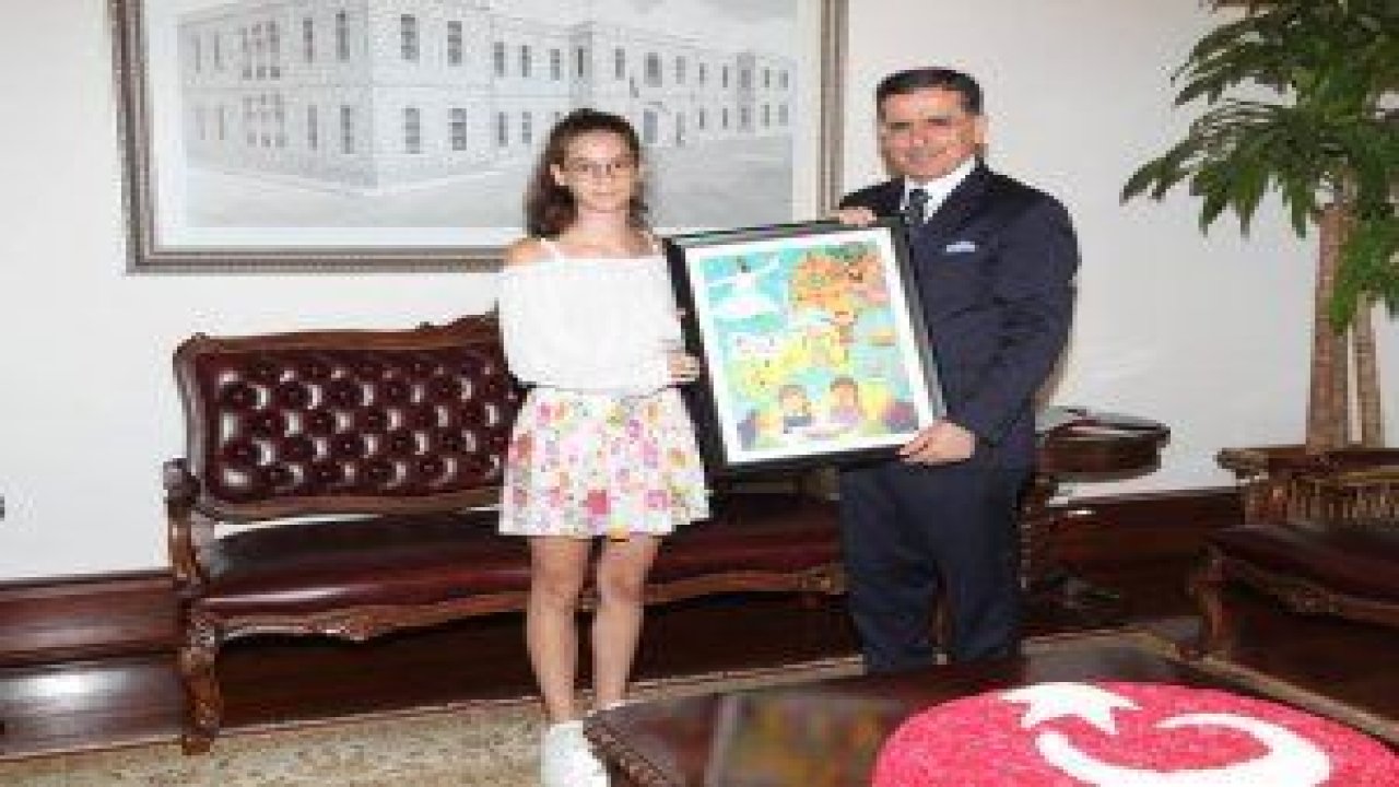 Ankara Valisi Genç ve Başarılı Ressamları Kabul Etti