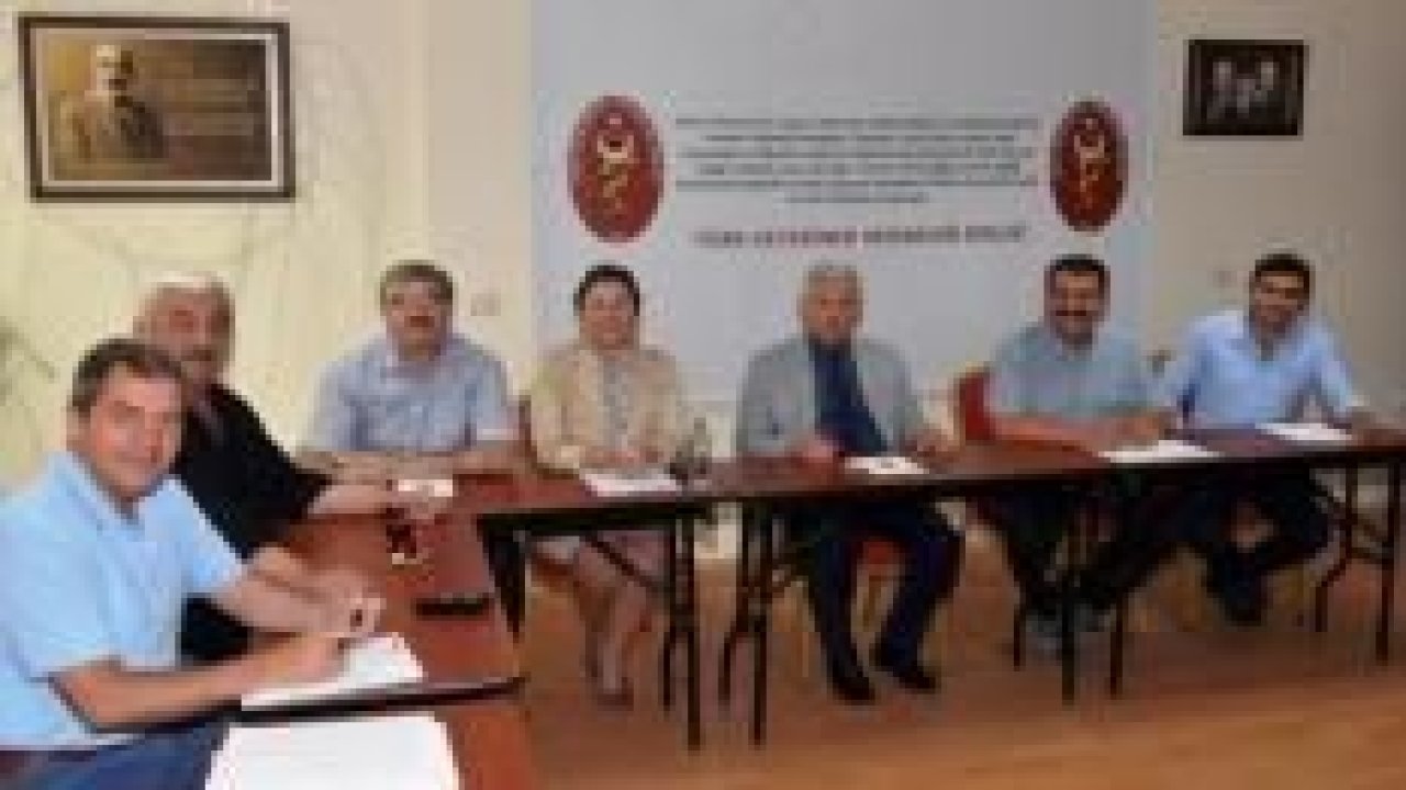 Veteriner Hekimler, İzmir ve Gaziantep'te Bölge Toplantısında Buluşacak