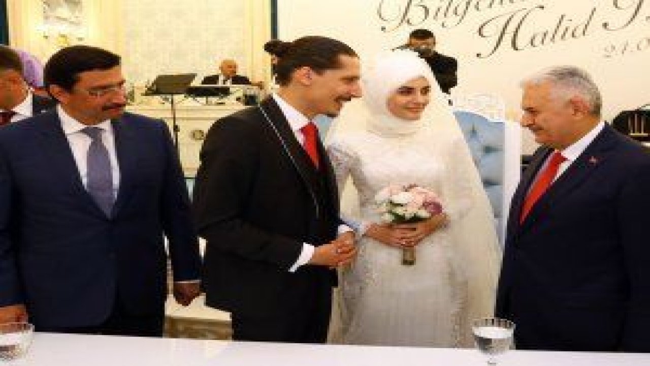 Başbakan Binali Yıldırım, Keçiören Belediye Başkanı Mustafa Ak'ın ortanca oğlu Halid İslam Ak'ın nikah törenine katıldı