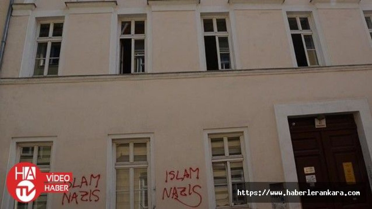 Avusturya'da Müslümanlara ait kuruluşları kapatma girişimi