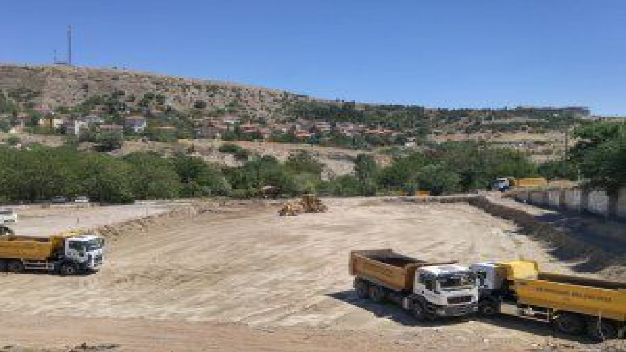 Beypazarı Belediye Başkanı Tuncer Kaplan döneminde yıllardır kangrenleşen sorunlarının bir bir çözümüne şahit oluyor