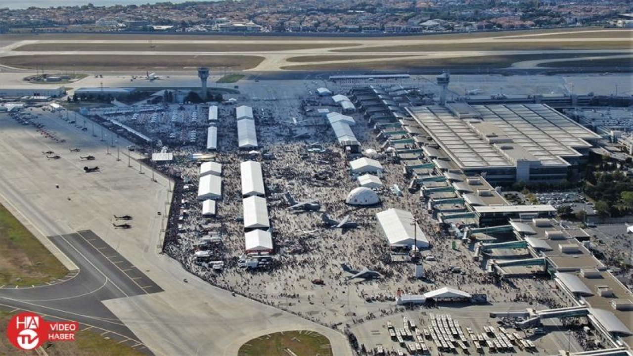 İstanbul’da TEKNOFEST yoğunluğu havadan görüntülendi