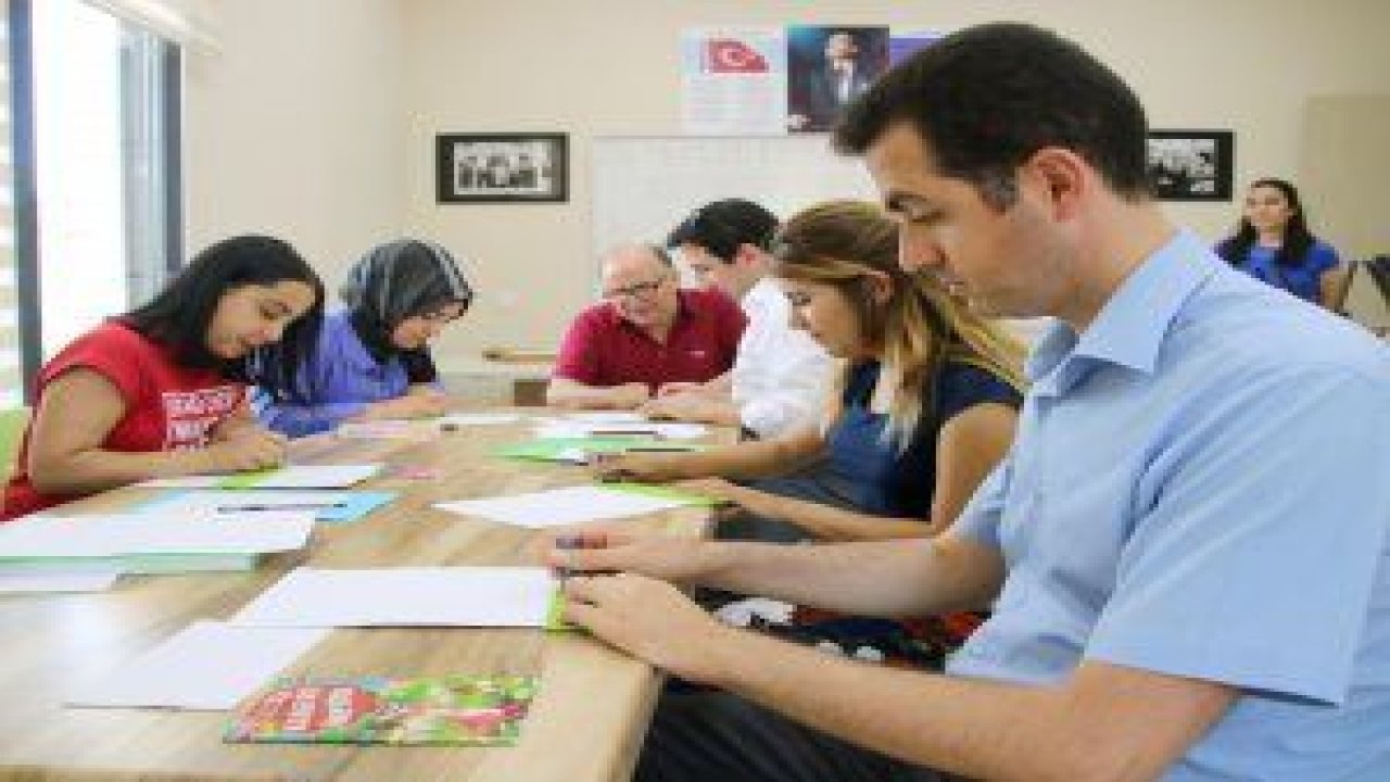 Braille Alfabesi Kursu, Bayraktar Çankaya Evi’nde başladı