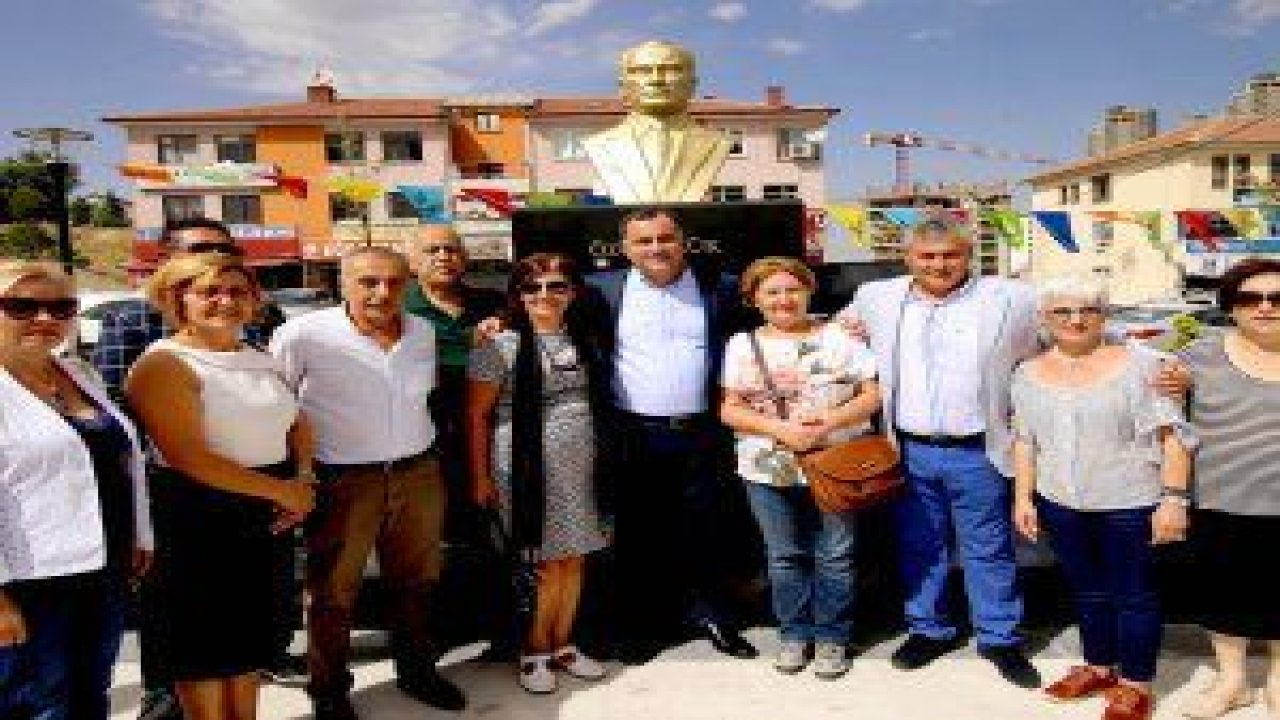 İshak Öztürk Parkı Çankaya Belediye Başkanı Alper Taşdelen tarafından hizmete açıldı