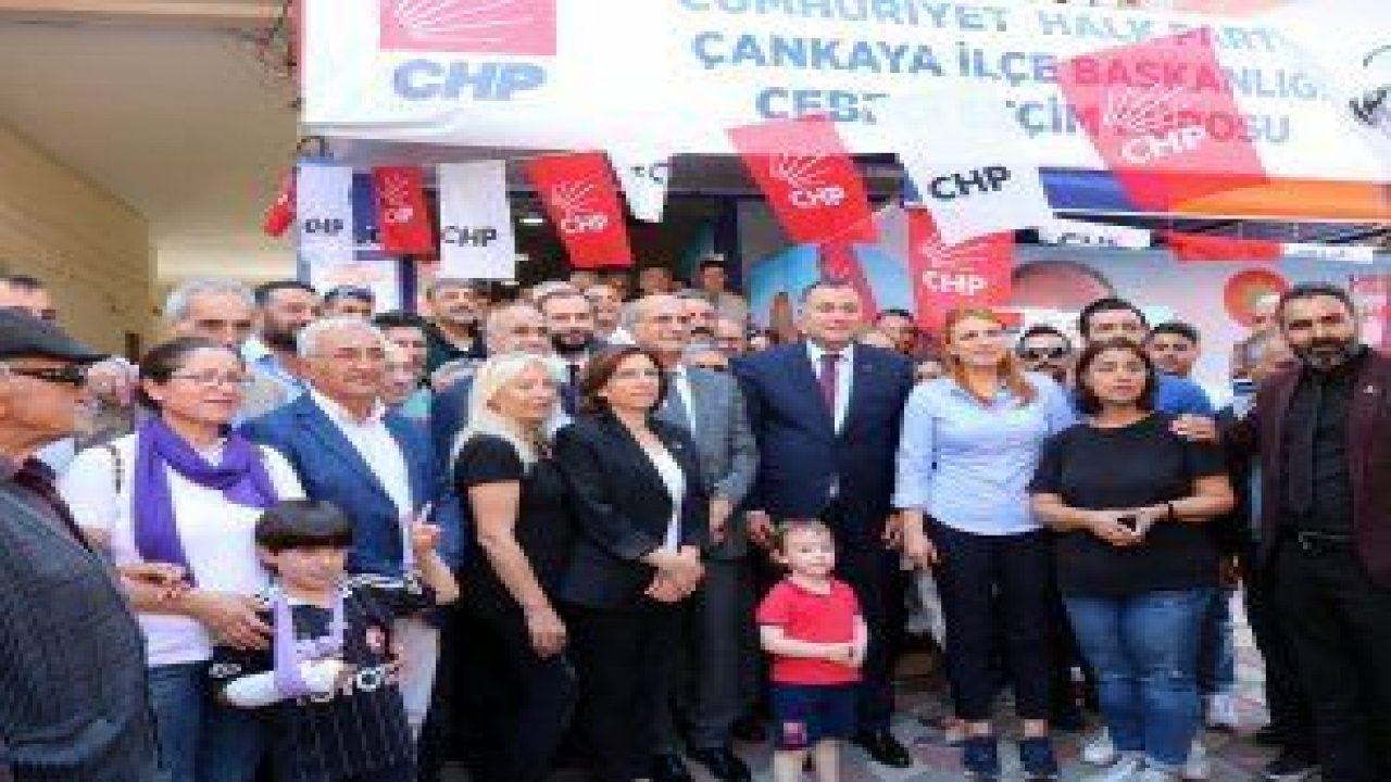 Alper Taşdelen, 24 Haziran’da yapılacak Cumhurbaşkanlığı ve Milletvekilliği seçimleri öncesinde seçim bürolarını ziyaret etti