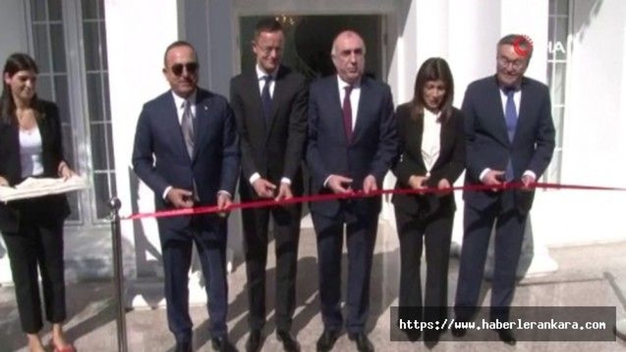 Bakü’de Türk Kültür ve Miras Vakfının Genel Merkezi açıldı