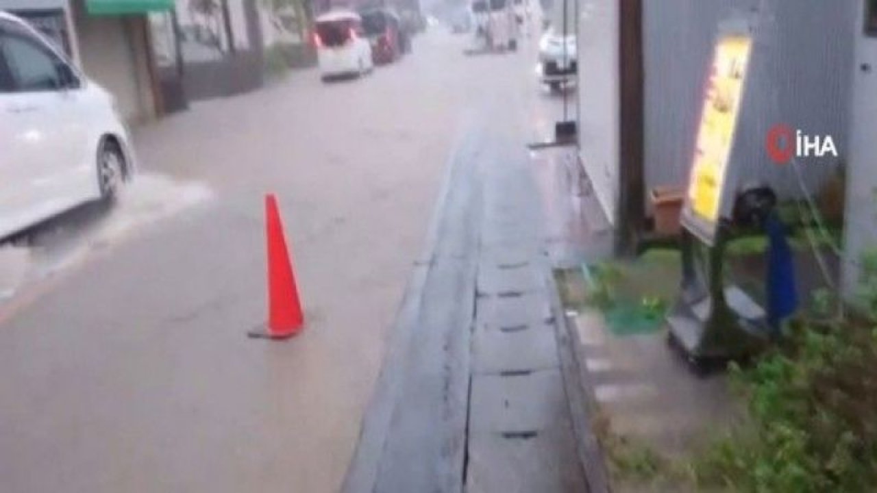 Japonya şimdi de şiddetli yağışlara teslim