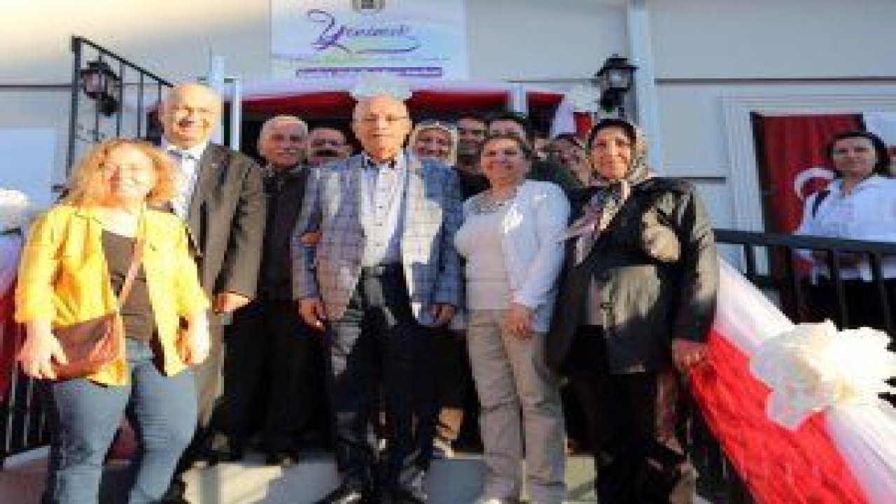 Yenimahalle Belediyesi, Meslek Edindirme ve Hobi Kurslarının 16’ıncısını Çamlıca Mahallesi’nde coşkulu bir törenle açıldı