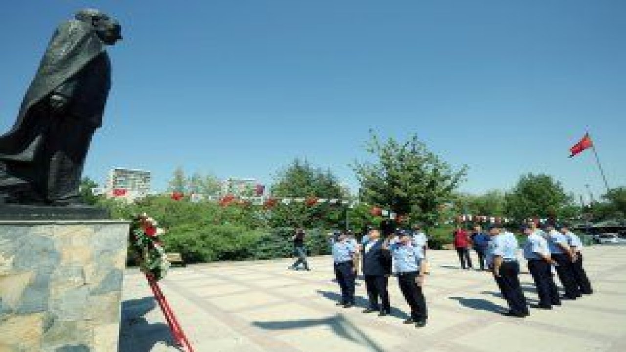 15 Temmuz “Demokrasi ve Özgürlükleri Anma Günü” dolayısıyla Yenimahalle’nin 4 bir yanında törenler düzenlendi