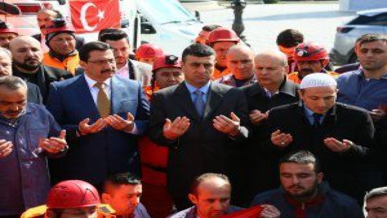 Keçiören Belediyesi'nin öncülüğünde 22 kişilik uzman ekip Afrin'i yeniden inşa etmek için yola çıkarken, tırları Keçiören Belediye Başkanı Mustafa Ak uğurladı