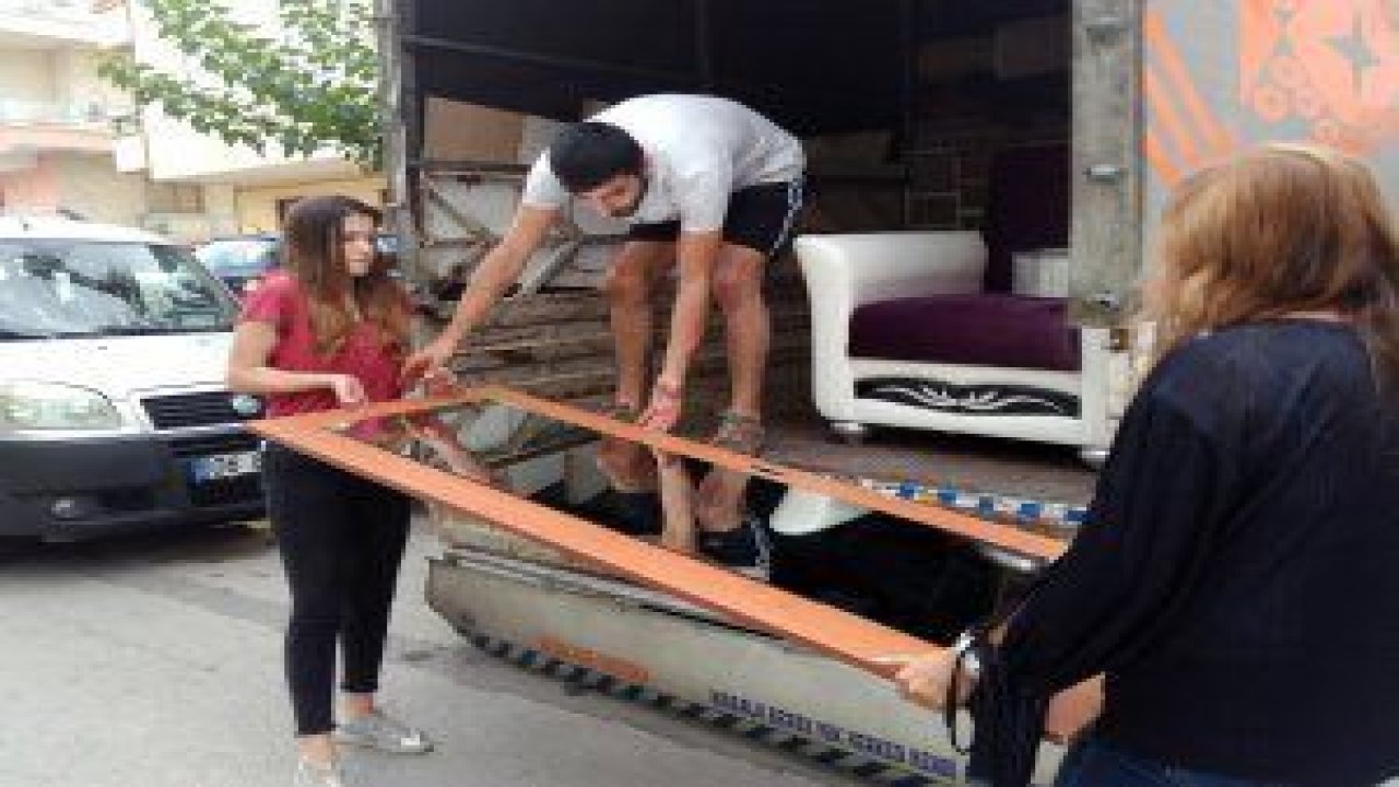 Çankaya Belediyesi, Ankara’da öğrenim gören üniversite öğrencilerine desteğini esirgemiyor