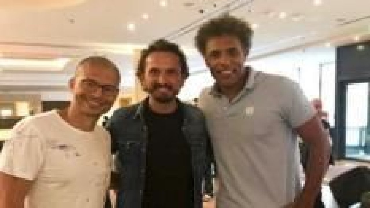 Alex de Souza, Fenerbahçe’yi yalnız bırakmadı