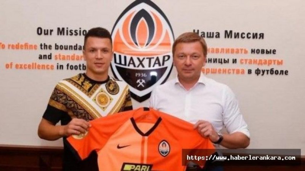 Shakhtar Donetsk, Konoplyanka'yı transfer etti