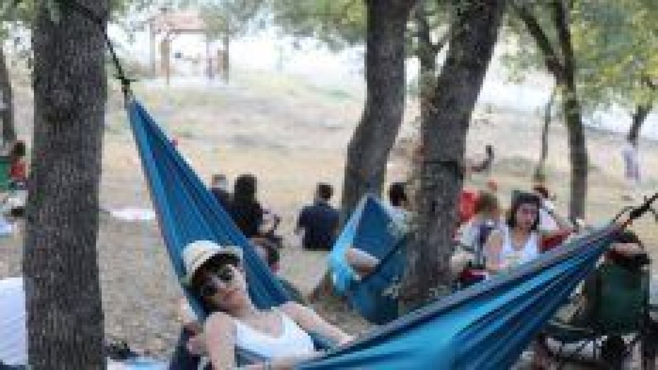 Dünyanın ilk ve tek Hamak Festivali renkli görüntülere sahne oldu