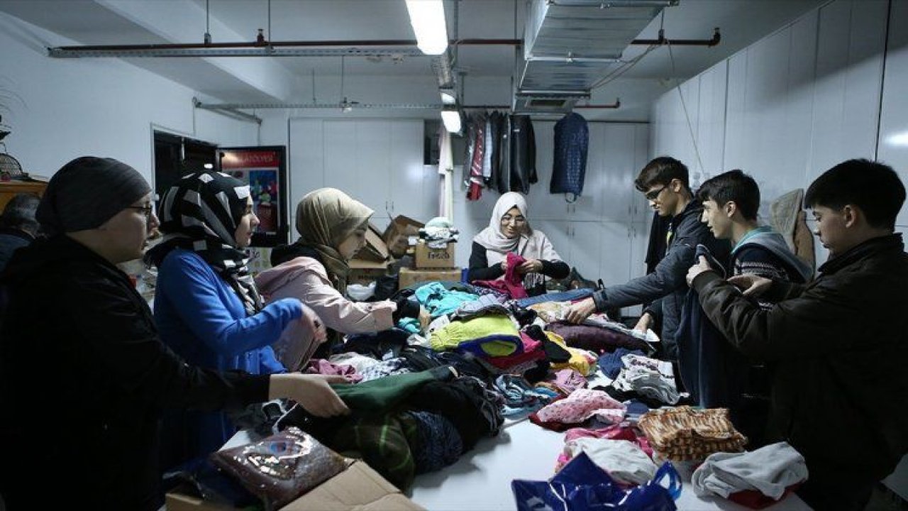 Öğrencilerden Fazlalığınız Sevinç Olsun Projesi