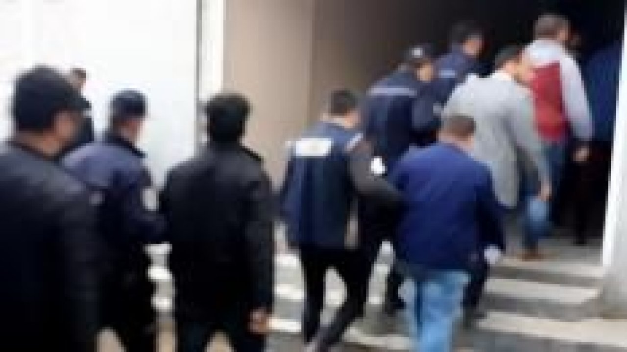 Antalya’da FETÖ/PDY operasyonu: 15 gözaltı