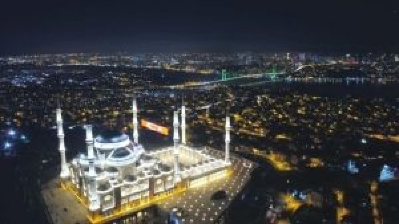 Türkiye'nin en modern külliyesi "Büyük Çamlıca Camisi"