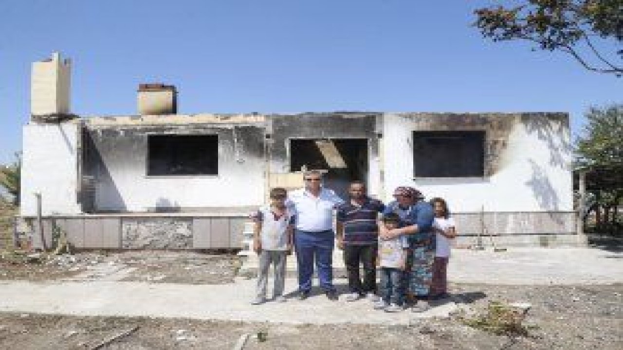Gölbaşı Belediyesi, bir süre önce evi yanan aileye yardım elini uzattı