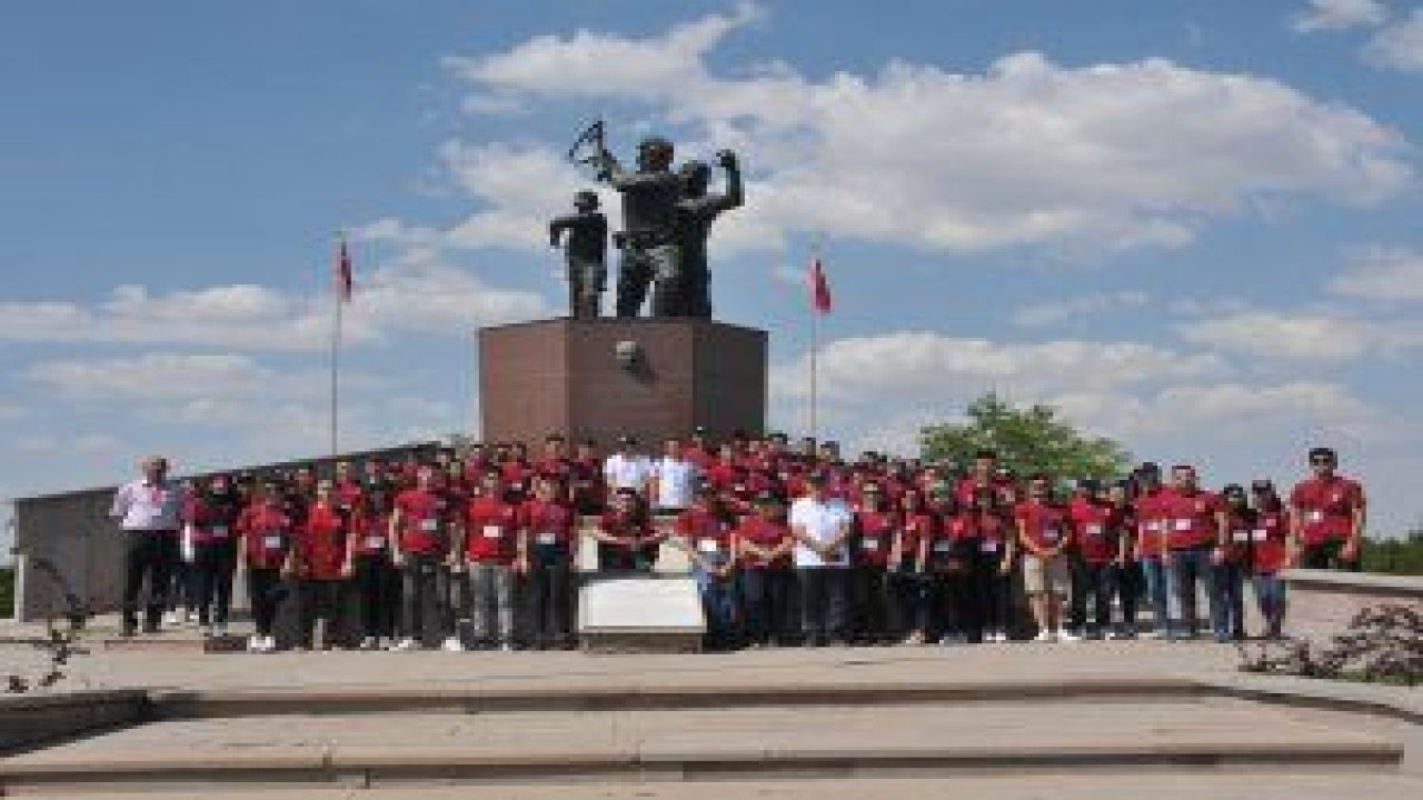 Türk Silahlı Kuvvetleri (TSK) Mehmetçik Vakfı kültür gezileri için Polatlı'yı ziyaret etti